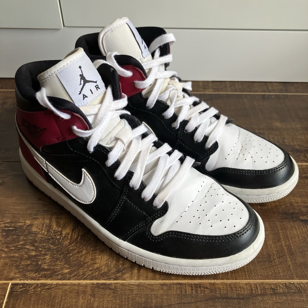 Nike Air Jordan 1 Mid Satin Red Black Toe BQ6472-016 Women's Size 9 Sneakers